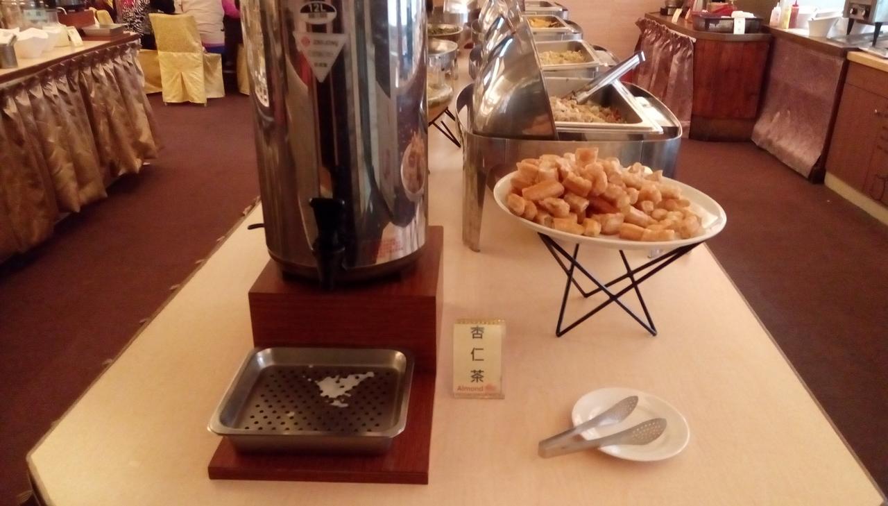 T'ai-tung 松夏大饭店酒店 外观 照片